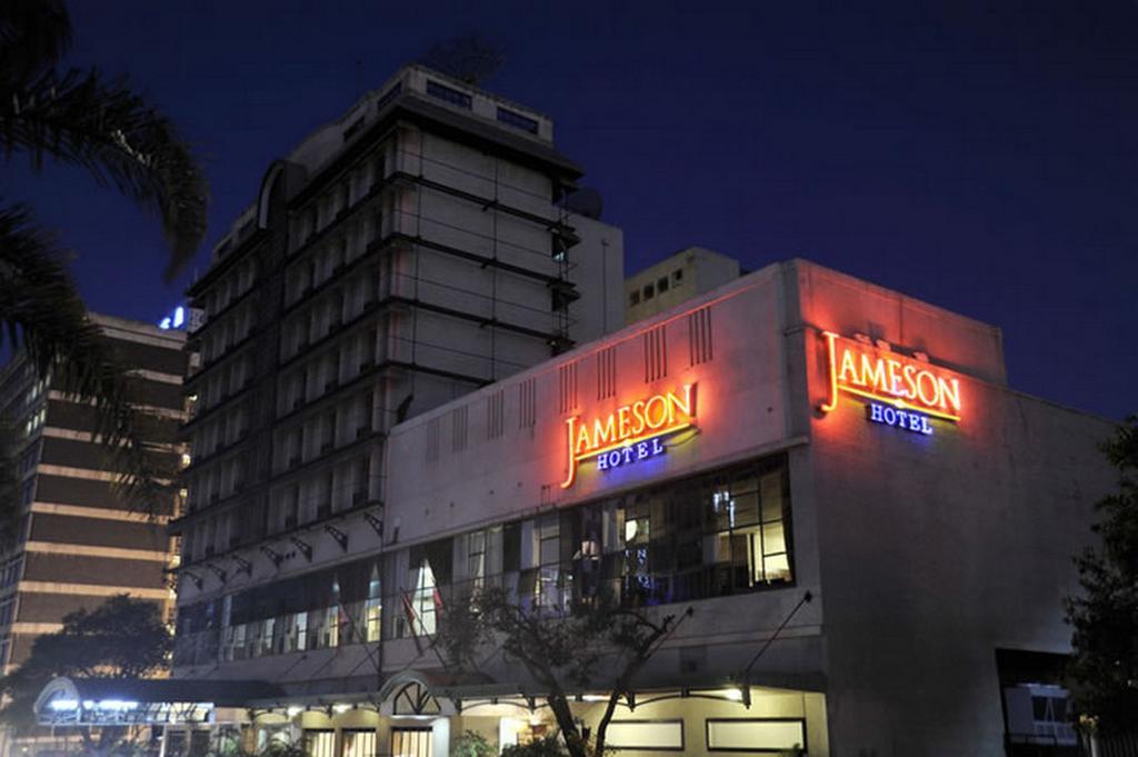 Cresta Jameson Hotel Harare Exterior foto